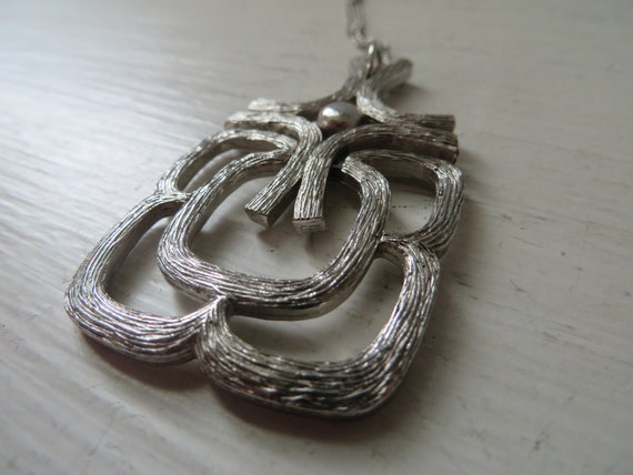 Vintage Avon Pendant on Sterling Simmons Chain - … - image 8