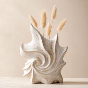 Vase in muschelform