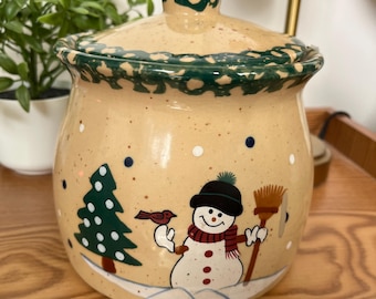 ヴィンテージ風カントリースノーマンクッキージャー | グリーンスポンジウェア