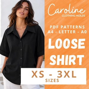 Puede incluir: Una camisa holgada negra con mangas cortas y botones. La camisa forma parte de una colección de patrones PDF, disponible en tallas XS a 3XL. La marca "Caroline Clothing Molds" se muestra en la parte superior.