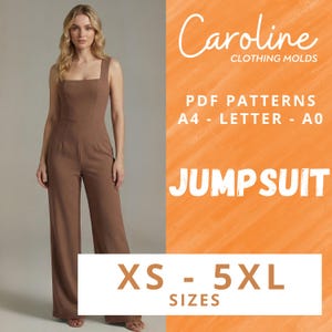 Puede incluir: Una mujer con un mono marrón con escote cuadrado y perneras anchas. La imagen incluye el texto "Caroline CLOTHING MOLDS" y "JUMPSUIT". Las tallas disponibles son XS a 5XL. El fondo es neutro.