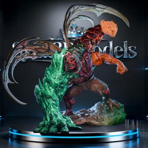 Könnte beinhalten: Detaillierte Fantasy-Figur einer mehrarmigen Kreatur mit rotem Gesicht, Hörnern und langem Haar. Die Figur hat eine grüne kristallartige Struktur auf einer Seite und einen feurigen orangefarbenen Arm. Die Figur steht auf einem runden, blau beleuchteten Sockel, mit dem Text "soul models".