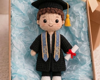 Custom Graduation Crochet Doll, Photo Amigurumi Graduate, Class of 2026 Keepsake, Look Alike Doll, Class Of 2026 Gift, Handmade Crochet Doll