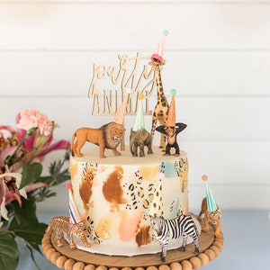 Mini &quot;Party Animal&quot; Hats! sweet palette for Animals and Dinosaurs - Miniature Hats for Safari Animals, Dolls, Dinos
