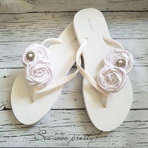 Bridal flip flops, women flip flops, Bridesmaid flip flops