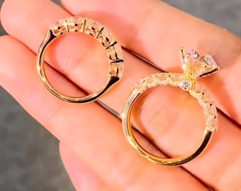 Conjunto de anillo de compromiso con diamantes de moissanita y talla redonda de 3 quilates cultivados en laboratorio, halo oculto y engaste en forma de loto, con pavé de diamantes y alianza nupcial.