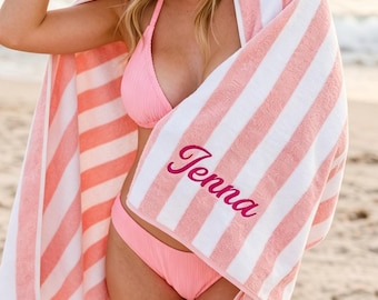 Spersonalizowany ręcznik plażowy z imieniem, haftowane ręczniki w paski Cabana, monogramowany ręcznik basenowy, niezbędne akcesoria wakacyjne, prezent na ukończenie szkoły