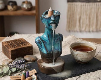 Quemador de incienso de reflujo con estatua de busto femenino de cerámica, porta incienso con rostro zen surrealista, regalo estético para la decoración del hogar, incensario con cascada de diosa