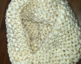 Women's Hand Knit Chunky Infinity Scarf Cream / Off White Soft Winter Outlander Inspired Cosplay Renaissance Victorian Winter Accessory