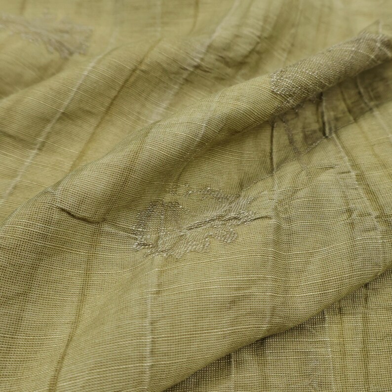 Draperande ogenomskinligt matchagrönt jacquard tencel linnetyg ton-i-ton – mjukt matt utan stretch för klänningar och blusar bild 6