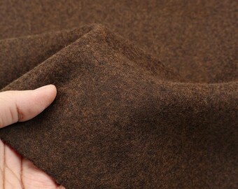 Tela de lana peinada marrón oscuro, tejido de diseño con caída suave, ideal para la confección de abrigos, chalecos y trajes.