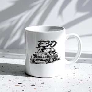 BMW E30 Tasse – Klassischer E30 Drift Car Mug – Geschenk für BMW Fans & Oldschool Car Lovers
