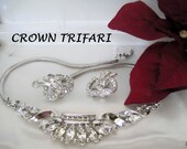 Vintage Crown Trifari Pat. Pend. Rhinestone Necklace Earrings