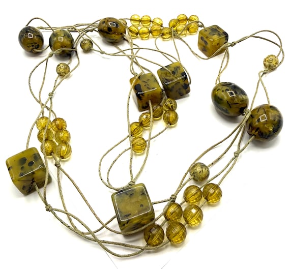 Collier Vintage Longueur Mi-longue En Bakélite Verte Et Métal Doré - Style Bohème