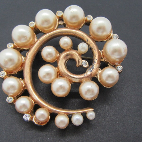 Pearl Wedding Brooch, Rhinestone Highlights, 1 3/4 Inch Vintage Nautilus Shape, Gold Tone Faux Pearl  Pin