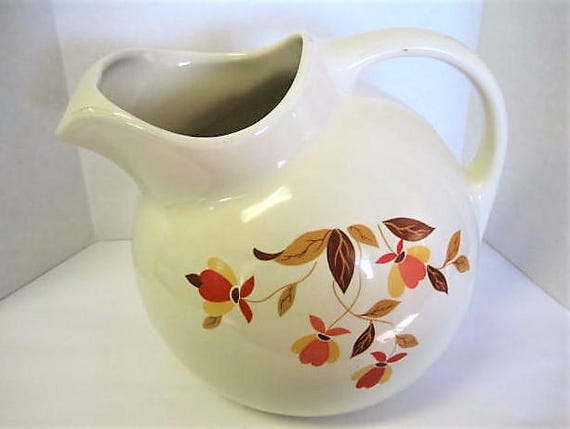 Hall Jewel Tea Pitcher, Autumn Leaf Ball Pitcher, 7 Inches Tall, Mid Century, Collectible Pattern