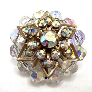 Vintage Rhinestone Star Brooch: Gold Tone Crystal Center