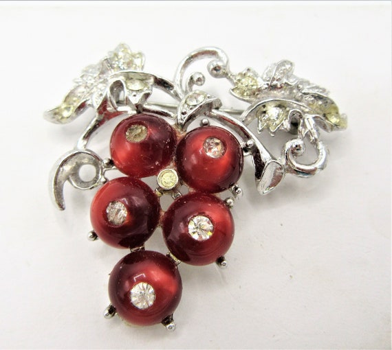 40s Coro signed Brooch, Red Shoebutton Moonstones,