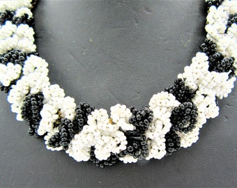 Black White Bead Necklace, 17 Inch Black White Twisted Seed Beads, 60's Mod Retro