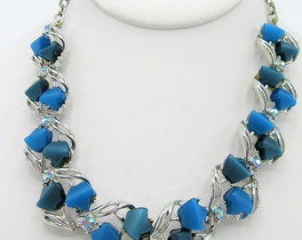 Blue Thermoset Necklace, Unsigned Leaves, Blue Lucite, 17 1/2 Inch Mid Century Choker