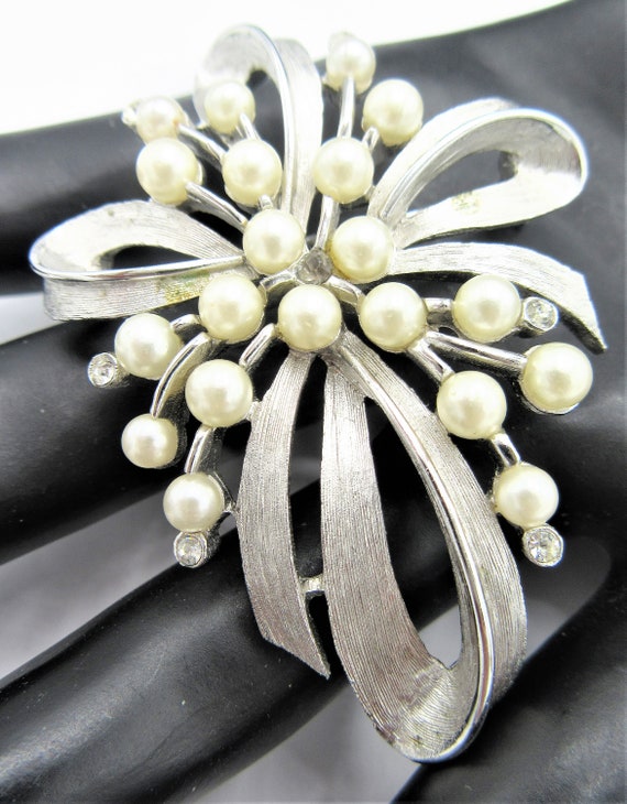 Crown Trifari Faux Pearl Brooch, Silver Tone, Clea