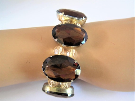 Topaz Cabochon Bracelet, Double Crystal Spacers, Stretch to Fit, any wrist