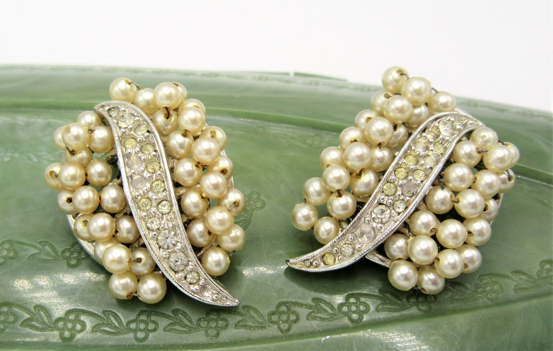 Vintage Marvella Pearl Earrings, Vintage Pearl Clusters, Inch