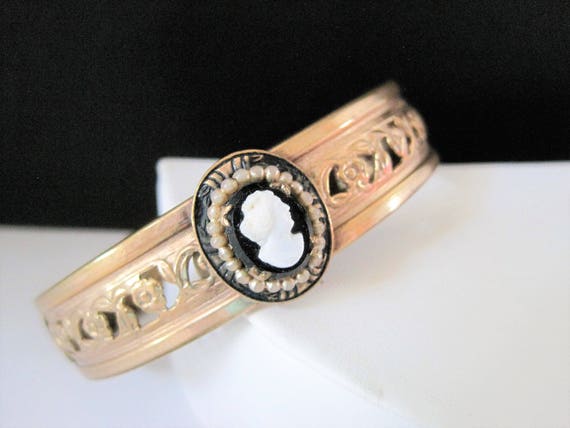 Antique Gold Bangle, Cameo Filigree, Art Deco, Black Glass Cabochon Setting