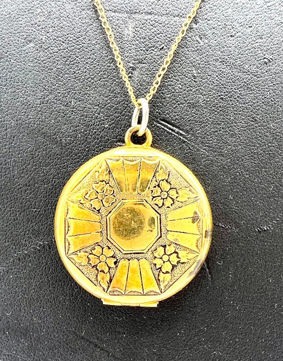 Art Deco Gold Filled Locket and Chain, Signed PPC 