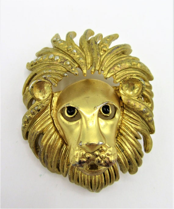 Large Lion Pendant Brooch, Gold Tone Lion, Vintag… - image 8