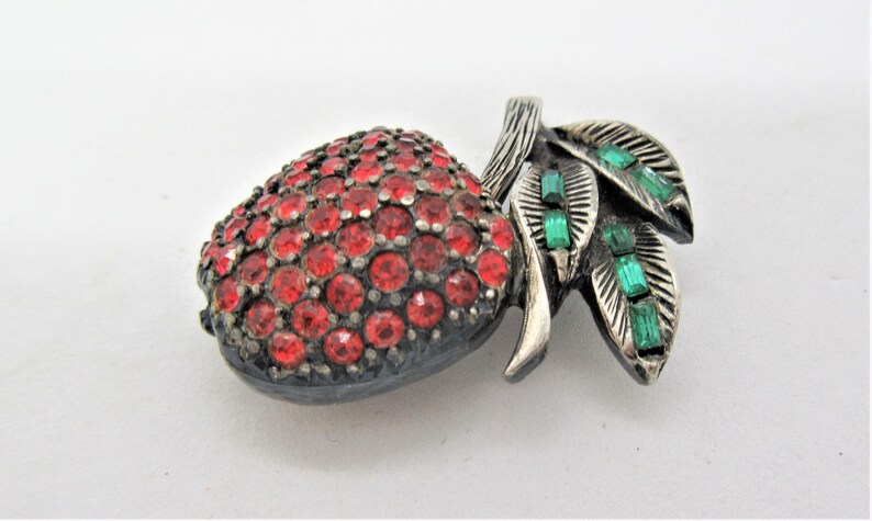 Green Baguette Leaves Red Apple Brooch Teacher Gift Vintage Fruit Pin Rhinestone Signed PELL