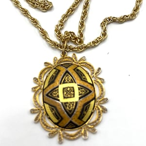 Vintage Damascene Pendant Necklace: Toledo Spain Gold Inlay, 52&quot; Chain