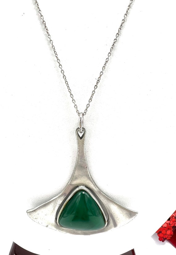 Vintage Corocraft Green Glass Pendant Necklace, S… - image 4