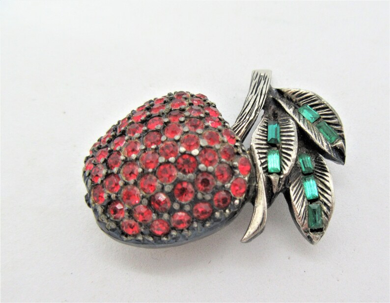 Green Baguette Leaves Red Apple Brooch Teacher Gift Vintage Fruit Pin Rhinestone Signed PELL
