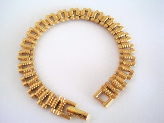 Monet Gold Bracelet, Vintage Decorative Links, Signed Monet - Foldover Clasp