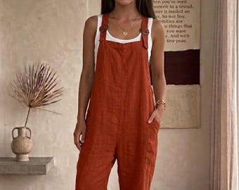 Macacão feminino boho em algodão e linho, ideal para o verão.