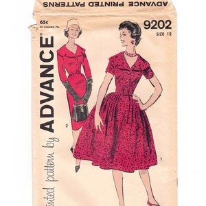 50s Cape Collar Shirtwaist Dress Pattern Advance 9202 Size 12 Bust 32. Front Button, Wide Collar, Slim or Full Skirt, Sleeve Options.
