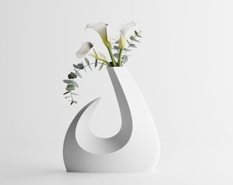 Sculptural Crescent Vase: Minimalist, Elegant Home Decor