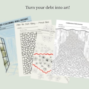 Puede incluir: Una taza de cerámica blanca con un asa negra y el texto "But First, Coffee" en un estilo manuscrito. La taza está sobre una superficie blanca. La taza mide aproximadamente 10 cm de alto.