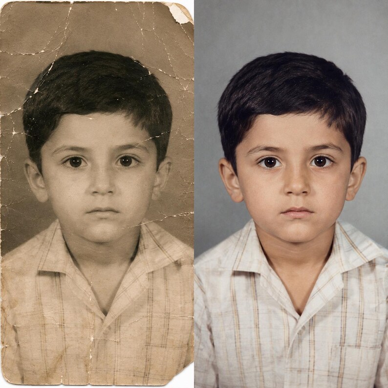 Pu&ograve; includere: Un confronto a schermo diviso mostra a sinistra una fotografia vintage danneggiata color seppia e a destra una versione restaurata con colori corretti, entrambe raffiguranti un bambino dai capelli scuri con una camicia a colletto a quadri chiari.