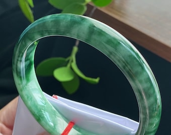 Armreif aus natürlichem Jadeit der Güteklasse A, breites Armband mit schwebender Blume in D-Form, Geschenk für Sie, Geburtstag, Jahrestag, edler Schmuck