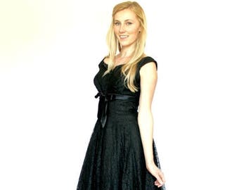 US Size Small, 50's Vintage Prom Dress, 50's / 60's Vintage Fit and Flare Dress, Black Lace Dress
