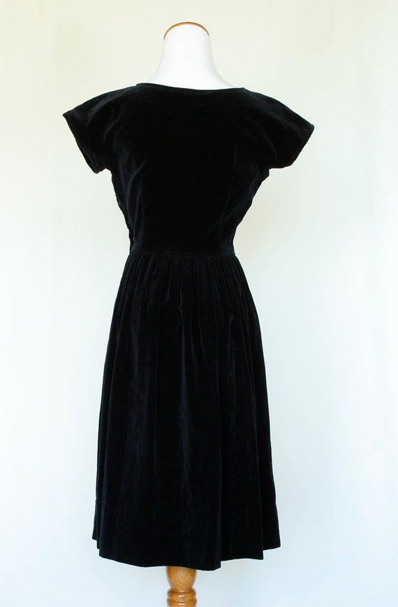 Sixe X-Samll, 60's Vintage Dress,  Black Velvet D… - image 2