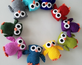 Adorable Knitted Owl Stuffed Toy