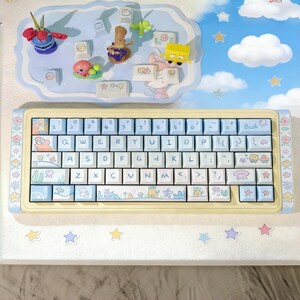 SpongeBob SquarePants 131 Keycaps, Cute Mechanical Keyboard Keycaps from Anime | PBT Keycaps | Handmade Keycaps | Anime Fan Gifts