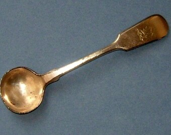 Victorian Mappin & Webb Spoon Silver Plate Tea Salt Monks Head