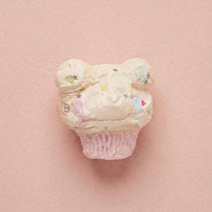 Cupcake-Stressball, Fidget-Spielzeug, Quetschball in Dessertform, langsam aufsteigender Schaumstoffball aus Silikon, Stressabbau, Kawaii-Schreibtischaccessoire mit Lebensmittelmotiv