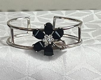 Vintage 1970s Hungarian Modernist Silver Cuff Bracelet Floral Art Jewelry Solid 925 Statement Bangle Brutalist Mid Century Statement Gift