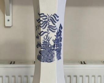 Antique Chinese Hexagonal Vase Blue and White Porcelain Crazed Glaze Willow Pattern Vase Chinoiserie Oriental Home Decor
