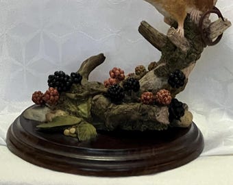 Vintage 1989 Artistes country récolte des souris avec des mûres Sculpture peinte à la main Angleterre CA 334 Figurine animalière Cottagecore Decor